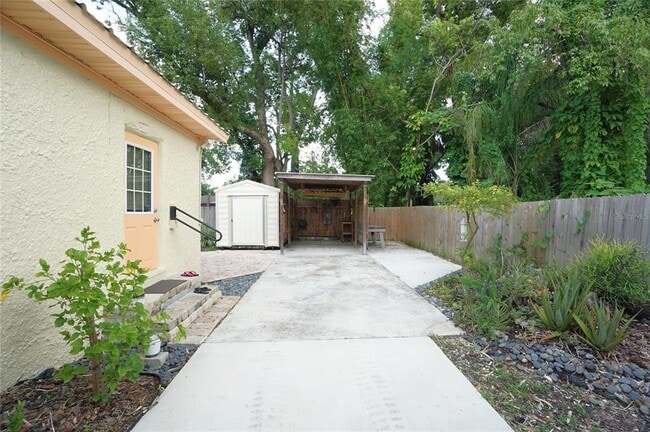 Building Photo - 4305 N Clearfield Ave