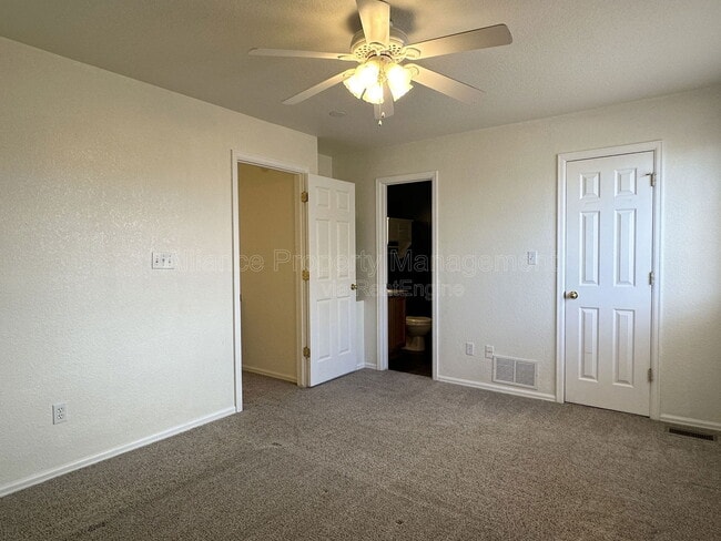 Building Photo - 6243 Riverdale Dr