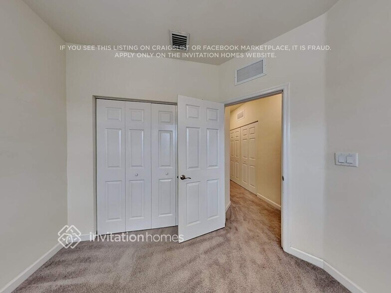 Building Photo - 3353 SE 2nd Ct