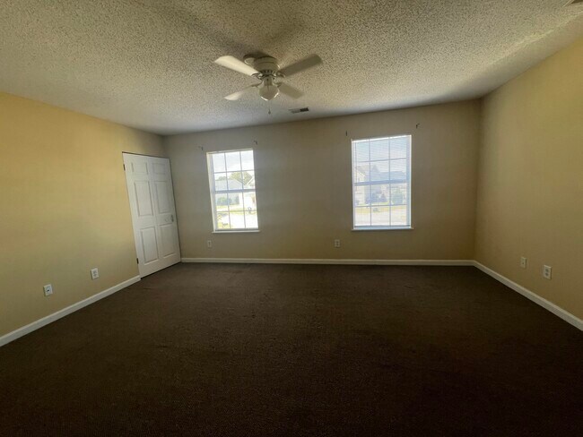 Building Photo - 1464 Ruger Dr