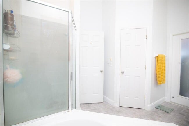 Building Photo - 4737 Chalfont Dr