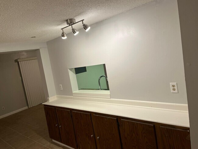 Building Photo - 3334 Kirby Trees Pl