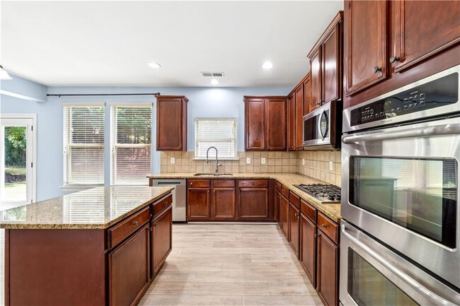 Building Photo - 5430 Breckinridge Ln