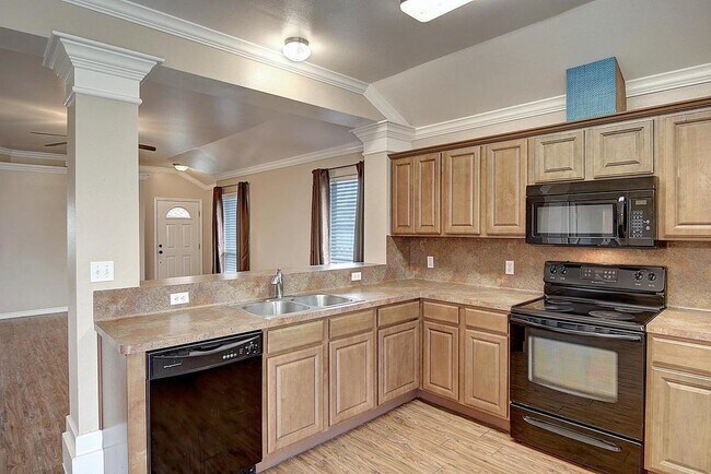 Building Photo - 2409 Gold Star Dr