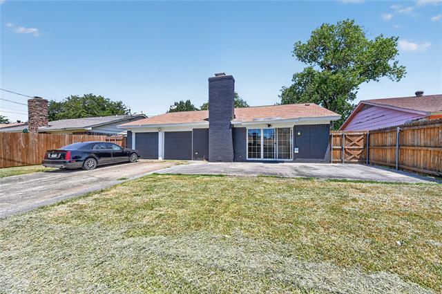 Building Photo - 2760 Hollandale Ln