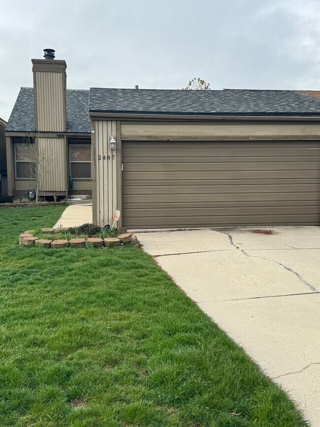 Building Photo - Beautiful Taylosville Home for rent!