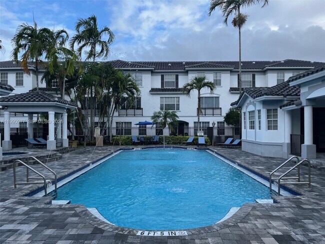 Building Photo - 781 SW 148th Ave