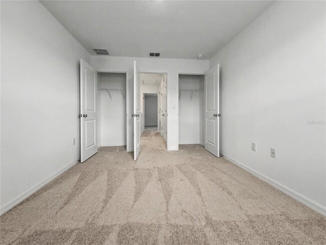 Building Photo - 2949 Skyline Lp