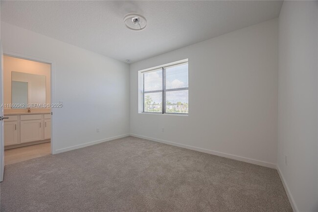 Building Photo - 7064 Channing Ave