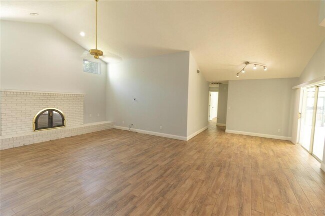 Building Photo - 2505 Buckhorn Run Dr