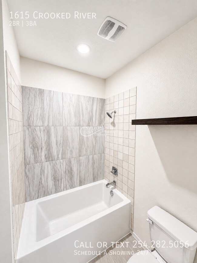 Building Photo - 1615 Crooked River