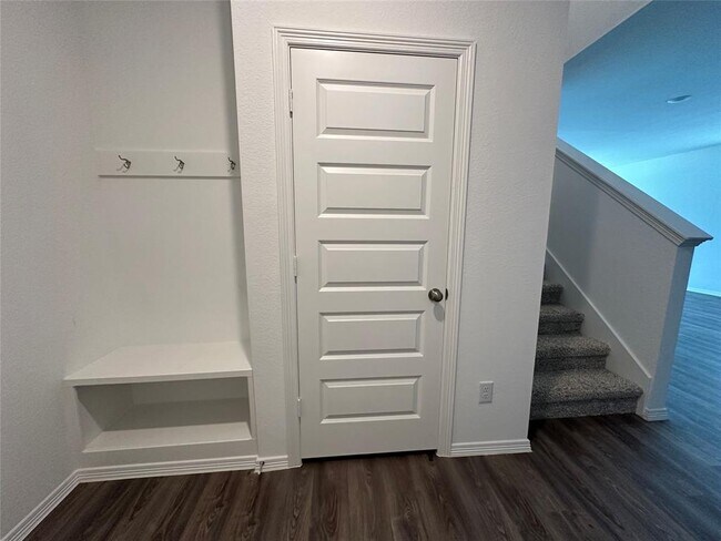 Building Photo - 25628 Microstar Wy