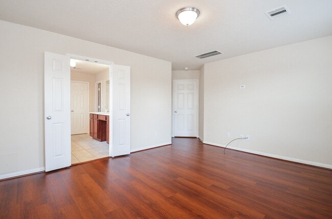 Building Photo - 26715 Mandrake Falls Ct