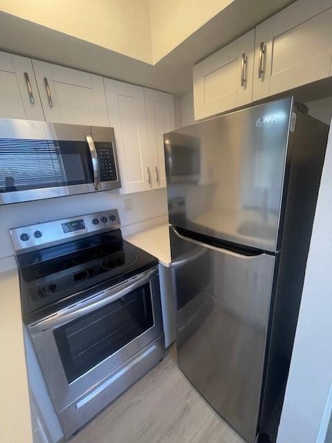 Building Photo - 411 SE 10th St