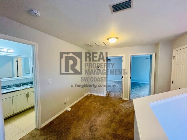 Building Photo - 9135 Astonia Way