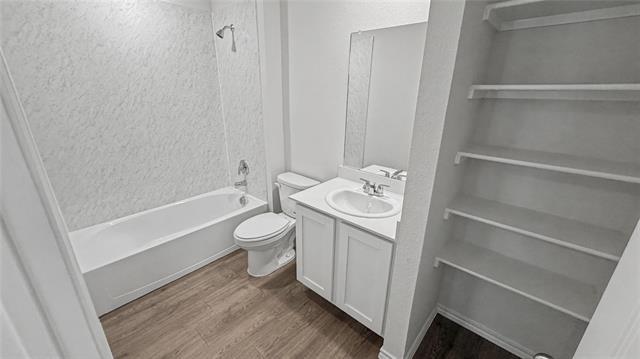 Building Photo - 936 Jefferson Wy