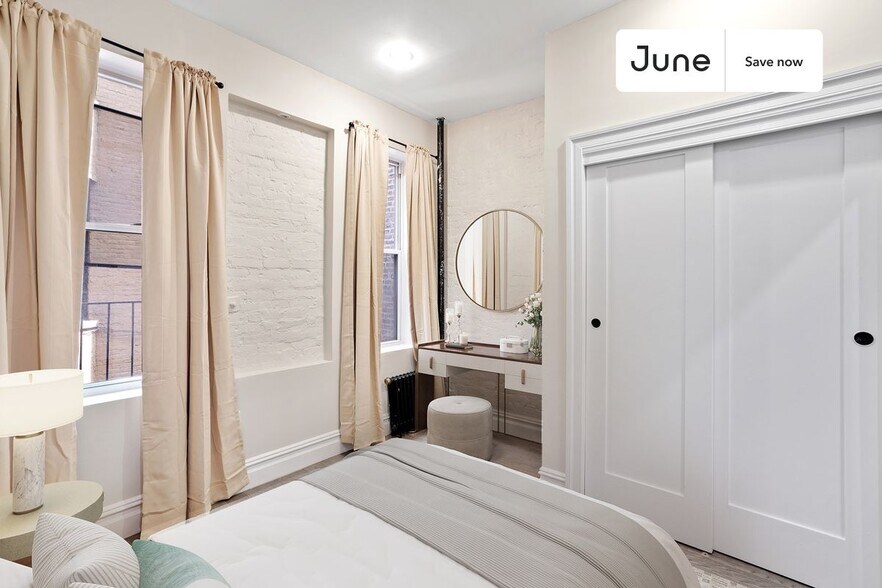 Building Photo - 826 9th Ave