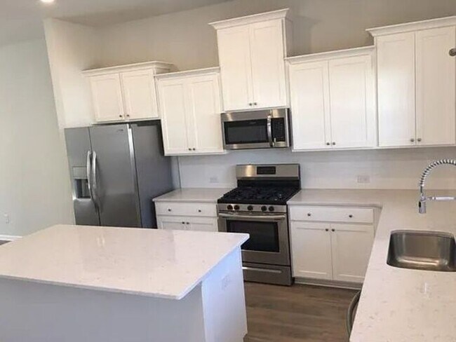 Building Photo - 365 Spindlewood Wy