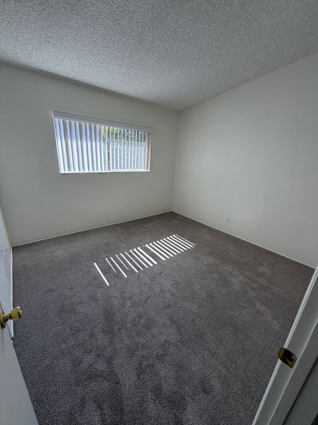 Building Photo - 3BR/2BA House in Rolando Village with 2 car garage, new paint and new carpet & flooring, Availabl...