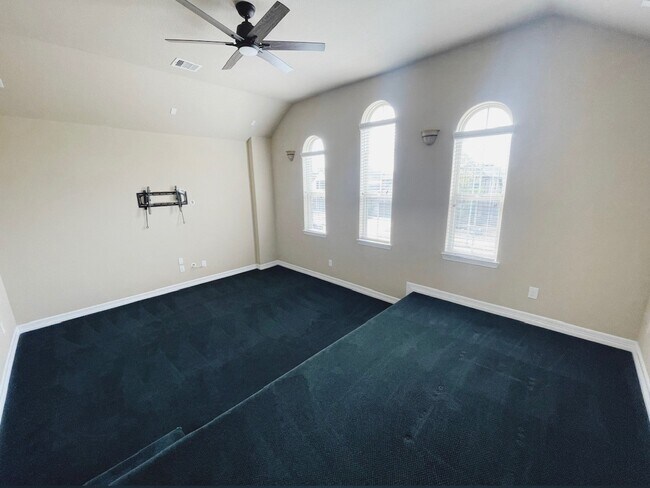 Building Photo - 24518 Ali Creek Ct