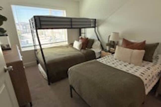 Building Photo - Stunning 3-Bedroom Home in St. George – $2,650/month (Beautiful Views!)