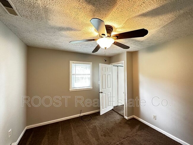 Building Photo - 1195 Faber Ave