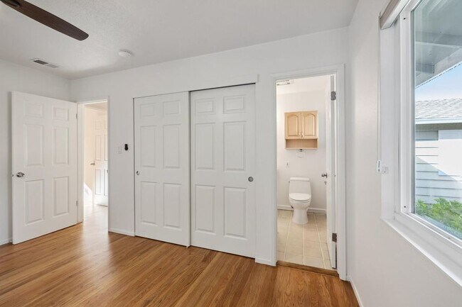 Building Photo - 6386 Blackwood Dr