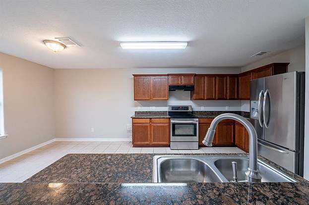 Building Photo - 28877 San Bernard River Loop