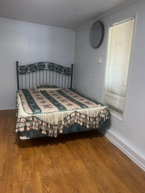 Building Photo - 16405 NE 12th St