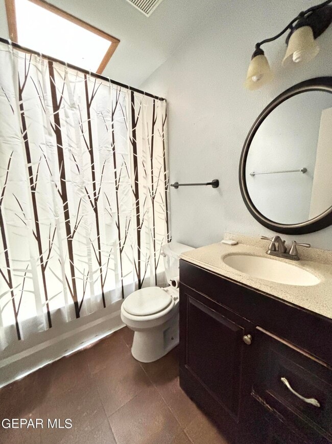 Building Photo - 10960 Ernie Banks Dr