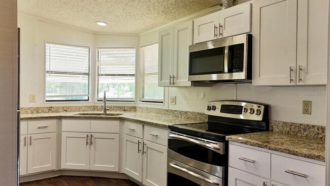 Building Photo - 835 Oberry Hoover Rd