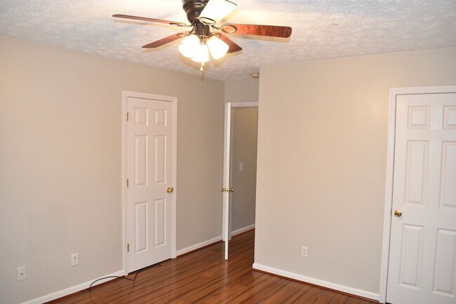 Building Photo - 3 Bed/2 Bath Home in East Nashville, Pet F...