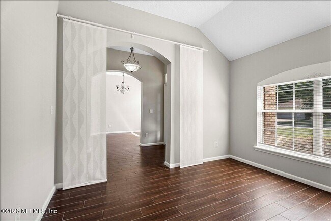 Building Photo - 8871 Canopy Oaks Dr