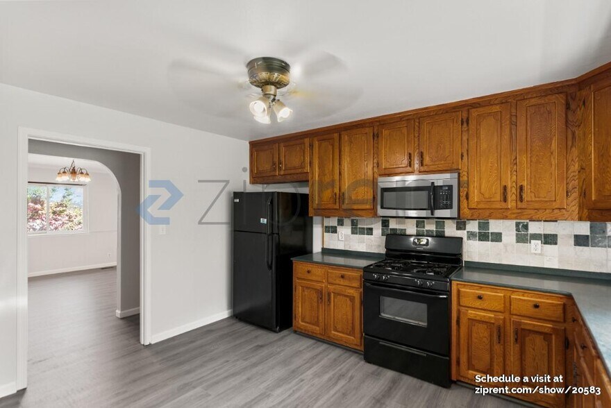 Building Photo - 1106 Lindell Dr