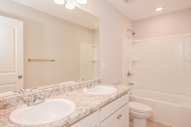 Building Photo - 203 Ajo Way