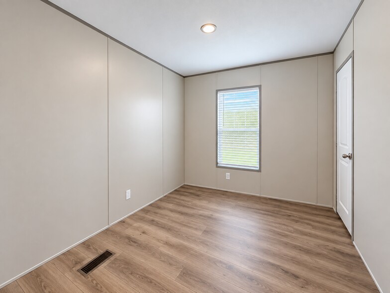 Building Photo - 111 Preston Dr