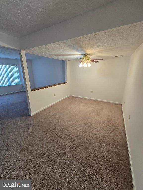 Building Photo - 6047 Sirenia Pl