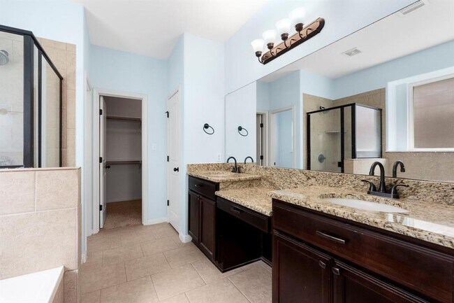 Building Photo - 8525 Reggio St