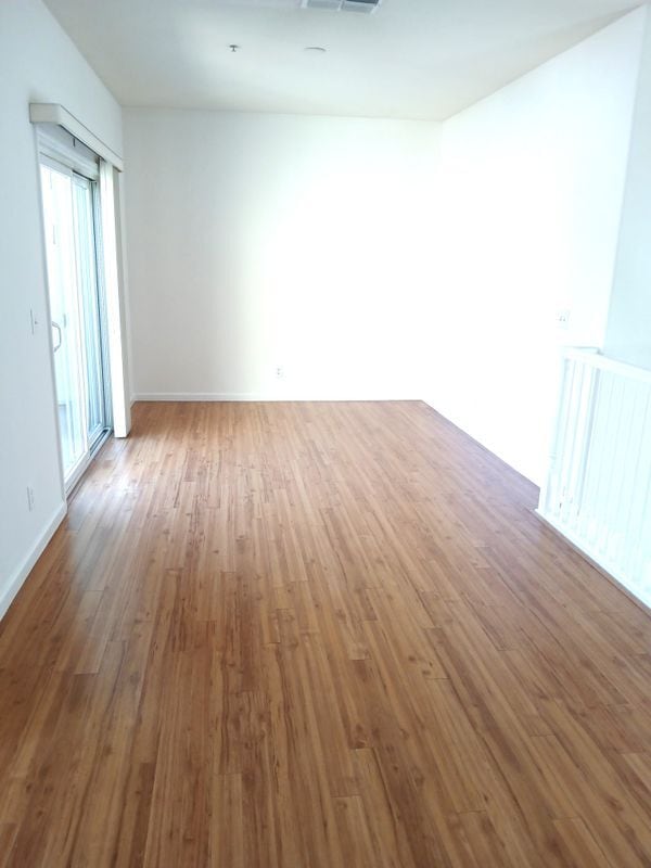 Building Photo - 3301 N Park Dr