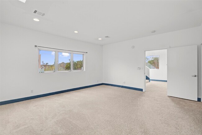 Building Photo - 3910 Austin St