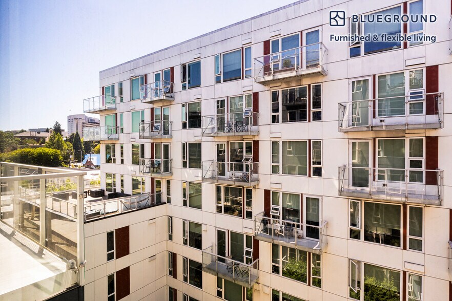 Building Photo - 1414 10th Ave