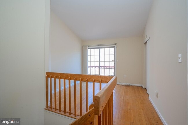 Building Photo - 6202 Cedar Ct