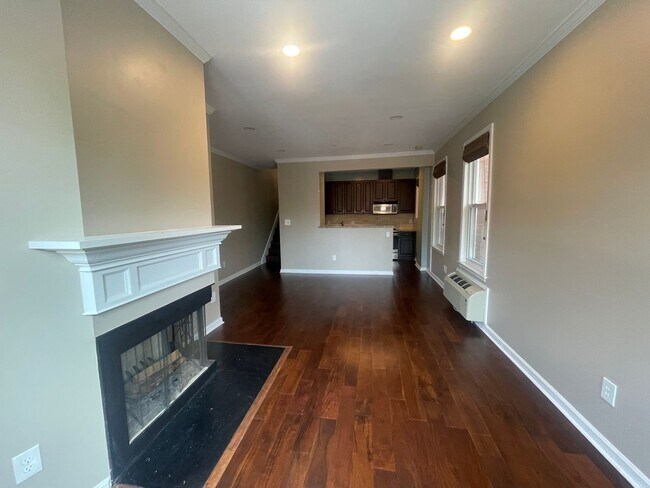 Building Photo - Dupont Circle 2-level Condo at The Cygnet. 1 Bed/1 Full Bath, Fireplace and Modern Kitchen