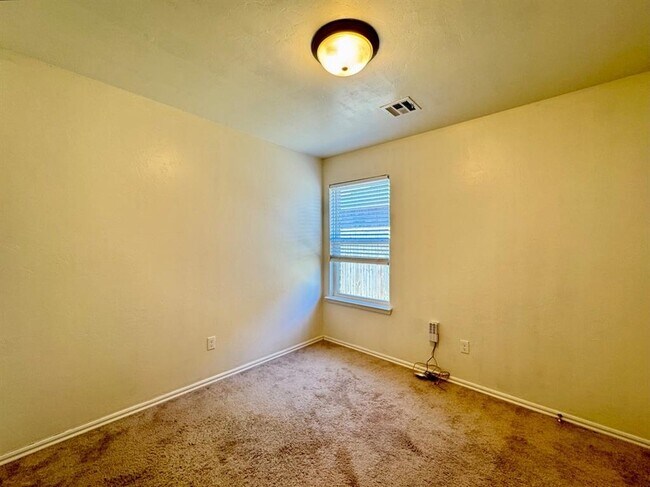 Building Photo - 11656 NW 134th St
