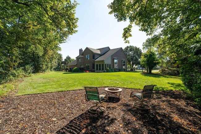 Building Photo - 18350 San Lucas Ct