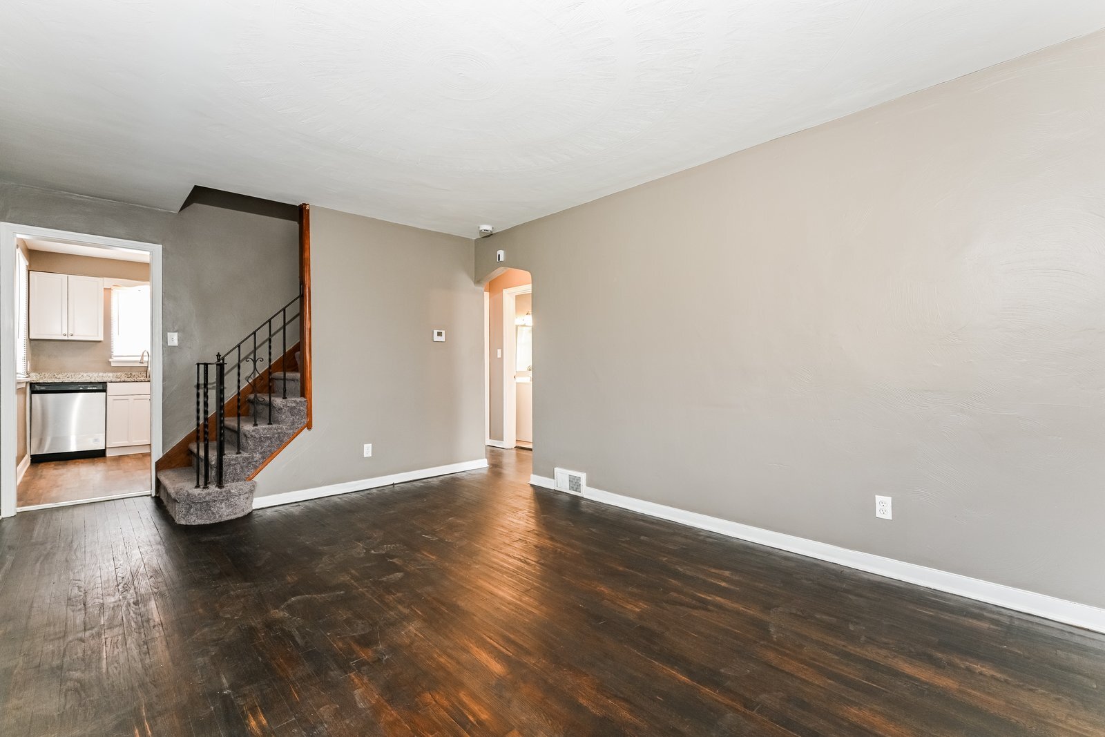 Building Photo - 3506 Foster Rd