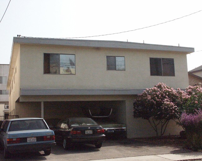 Building Photo - 5258 Cartwright Ave