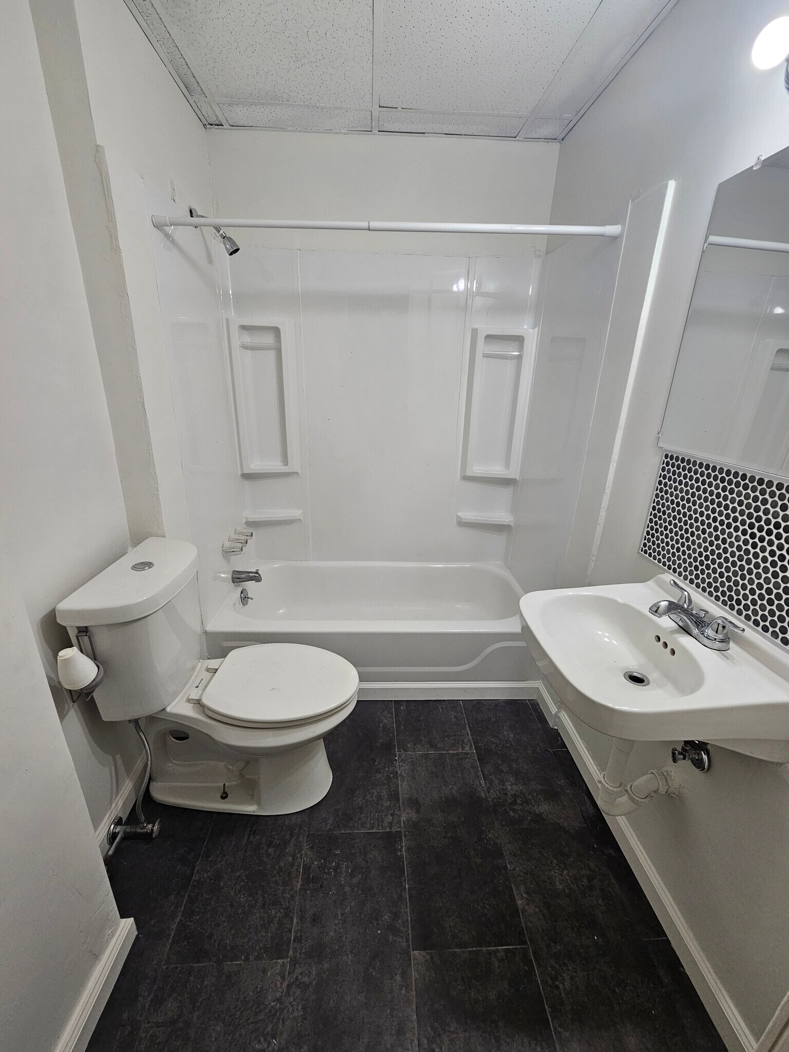 Building Photo - 738 Prospect Ave