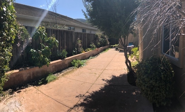 Building Photo - Welcoming and Spacious Las Palmas II Home ...