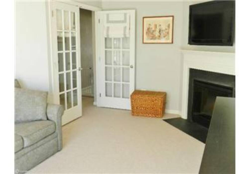 2nd Bedroom 2 - 42519 Highgate Ter